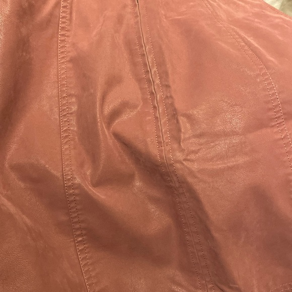 2 for $35 FREE PEOPLE Skirt Women’s Size 4 PRESSED FLOWERS ROSE PINK VEGAN SUEDE - Picture 10 of 15